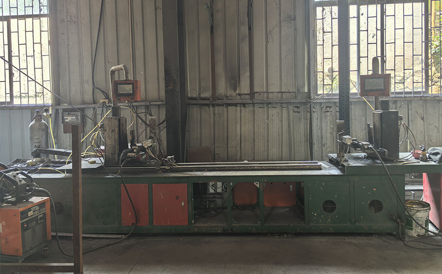 自動焊機(jī)